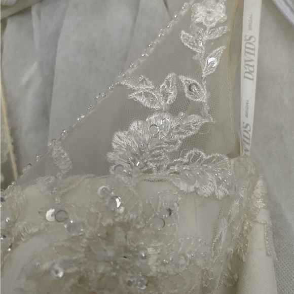 David’s Bridal Sheath Crepe wedding dress size 8 SEXY - Picture 7 of 8